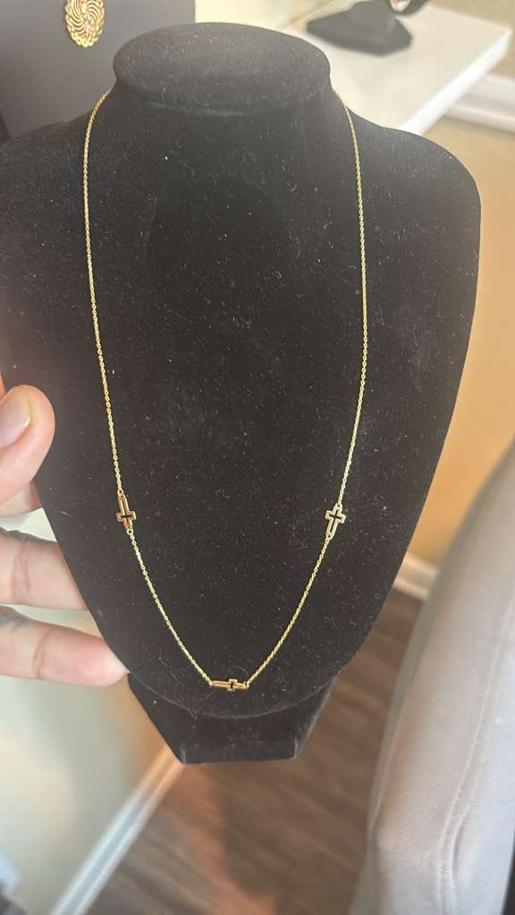CADENA PARA MUJER ELABORADA EN ORO REAL DE 10K LARGO ;18 PULGADAS DISENO ELEGANTE Y VERSATIL IDEAL PARA REGALOS